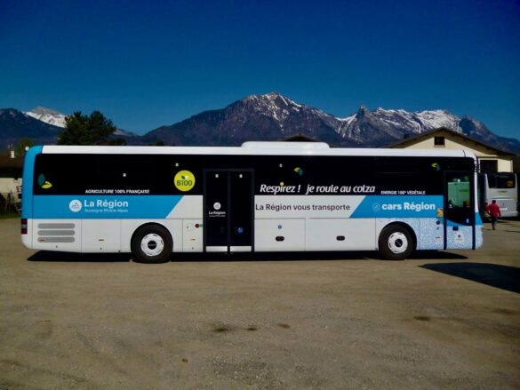 Car B100 Bus oléo 100 je roule au colza transition écologique carburant vegetal